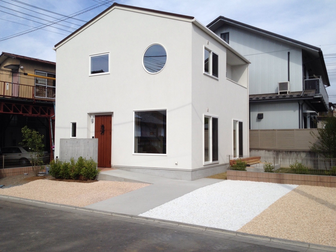 グラベルフィックス 国内建築事例 駐車場導入事例 Make With Myke